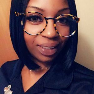 Meet your Posher, Janaura